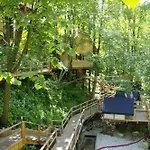 布莱德花园村帐篷营地 豪华帐篷