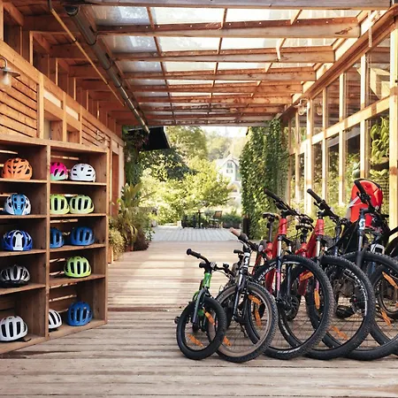 Garden Village ラグジュアリーテント