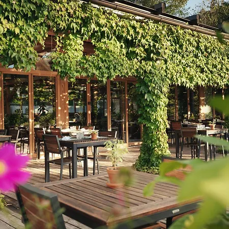 ラグジュアリーテント Garden Village