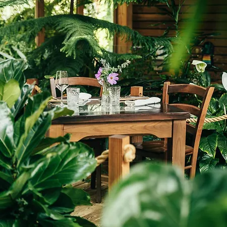 Garden Village ラグジュアリーテント 3*