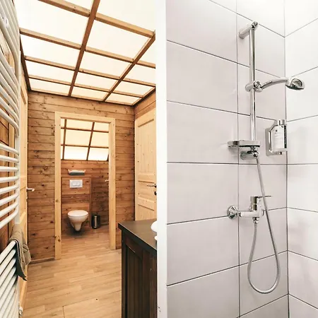 Lüks kamp alanı Garden Village 3*