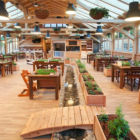 Garden Village אוהל מפואר 3*