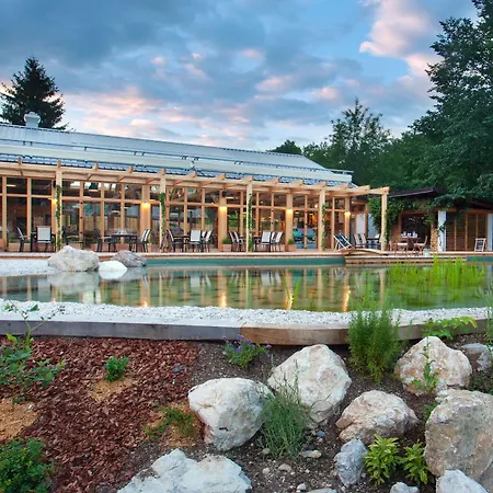 Luxury tent Garden Village Bled