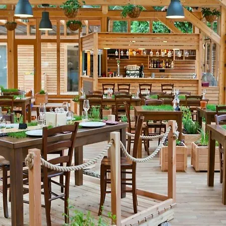 Garden Village בלד