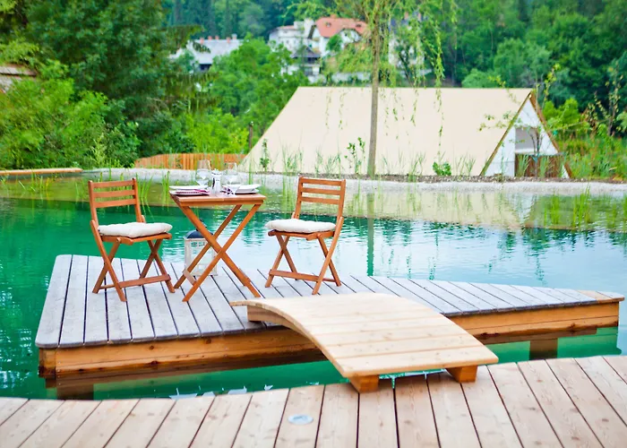 Luksusowy namiot Garden Village Bled