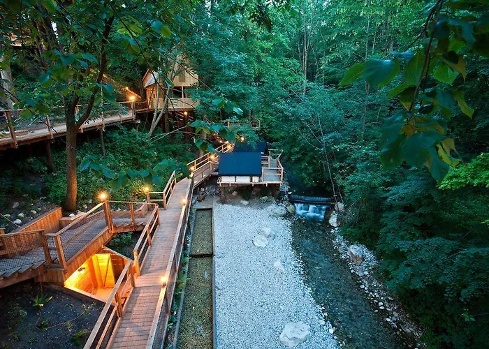 Luksusowy namiot Garden Village Bled